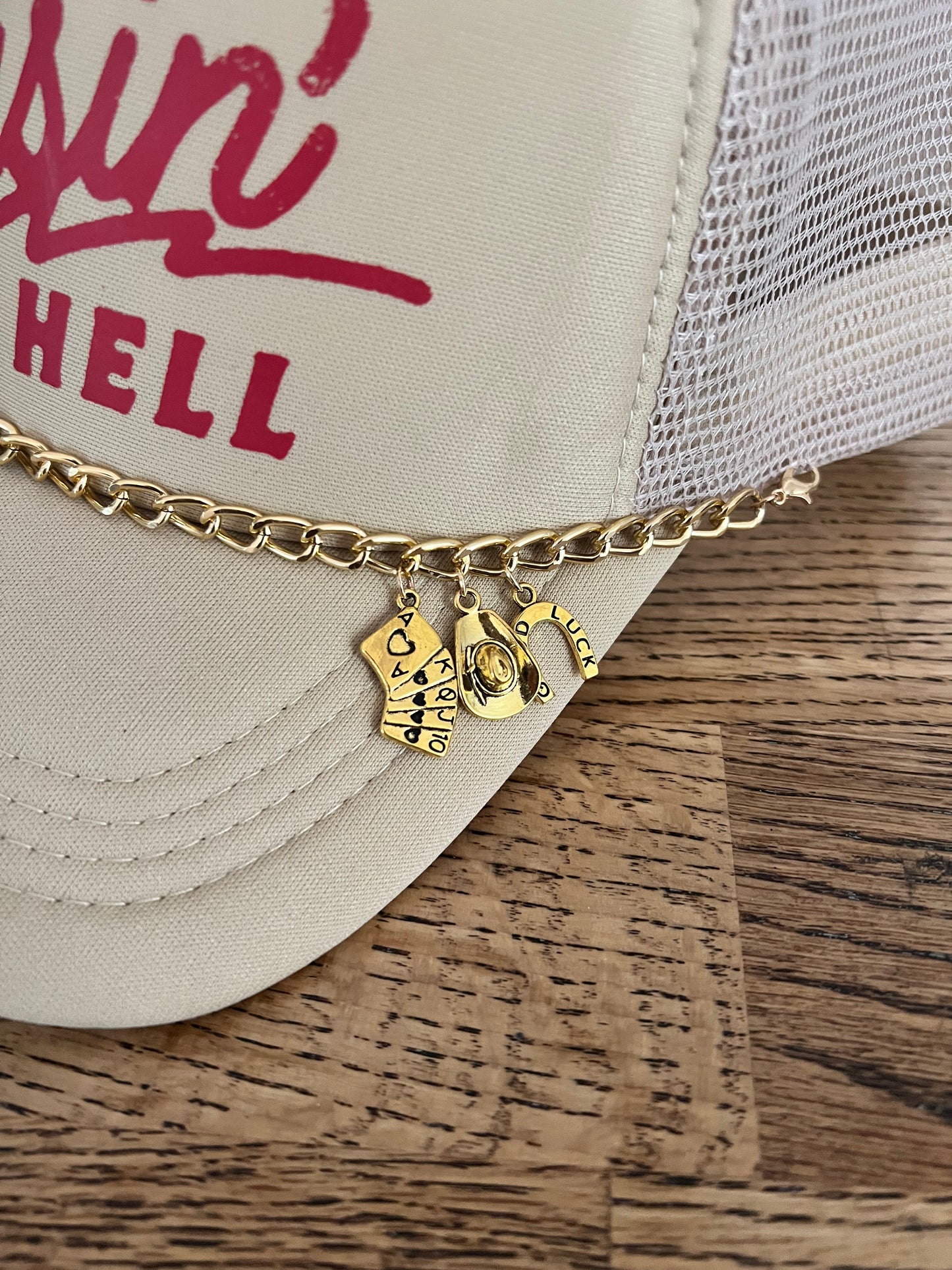 Hat Chain